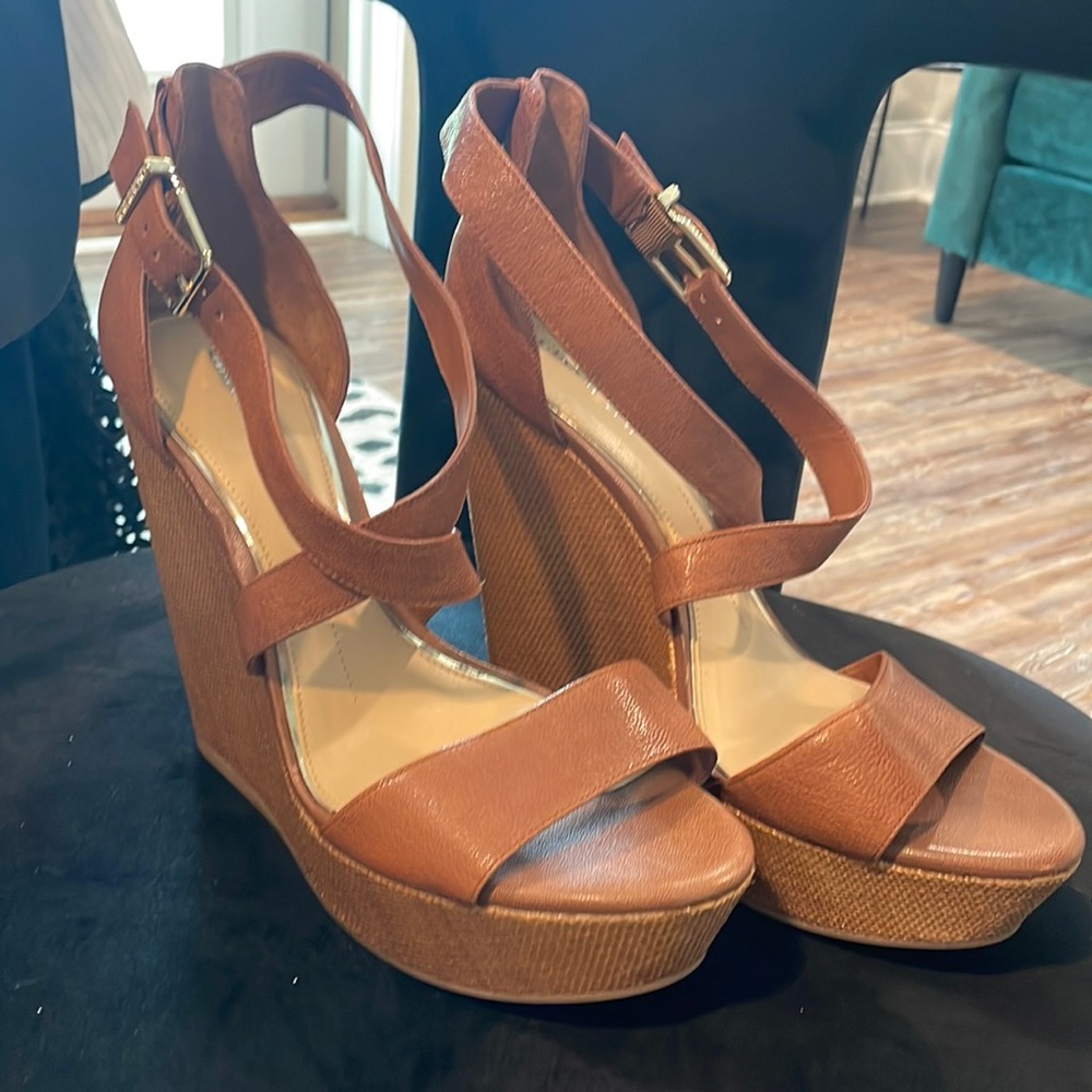NEW Gianni Bini Neutral Platform Wedge Sandal, Sz 10